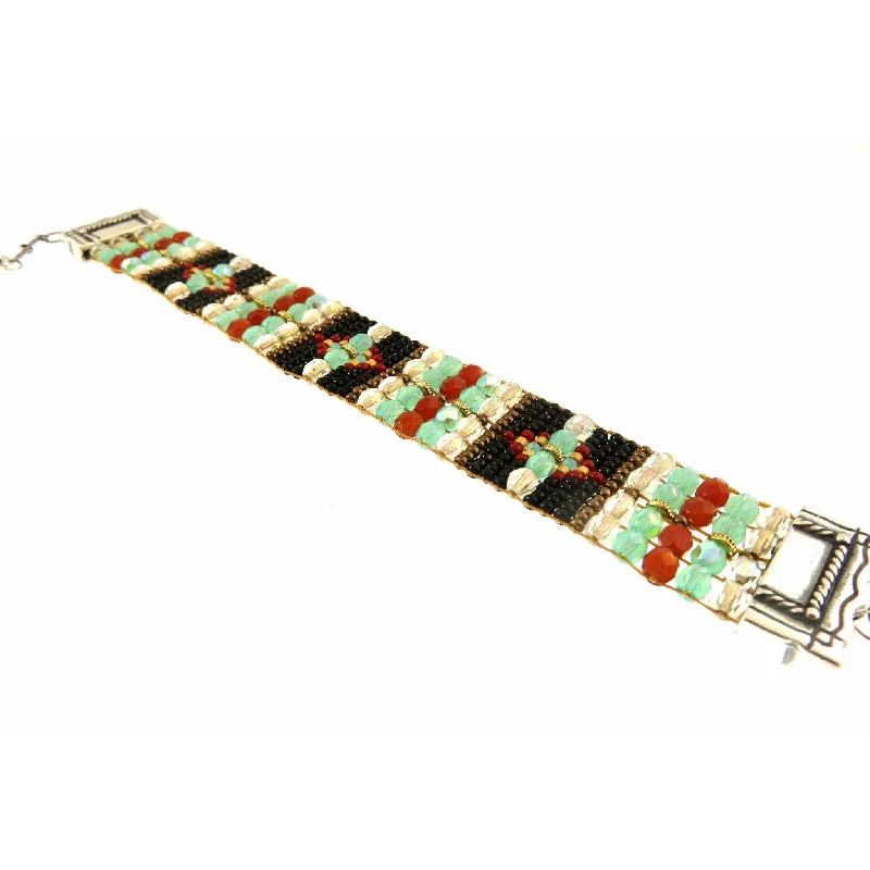 Shop Elegant Jewelry At Unbeatable Prices Chili Rose  "Pacific Jet Square Pillows" Silver Tip  Bracelet
